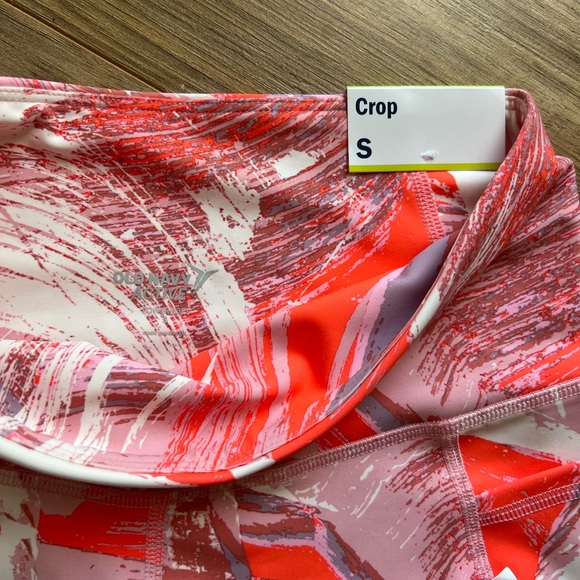 Old Navy Powersoft crop legging - Picture 3 of 6